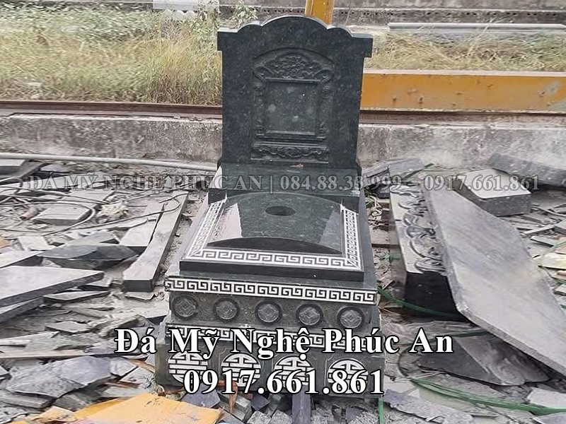 Mẫu Mộ đá xanh rêu nguyên khối KT 69cm x 107cm.JPG Mẫu Mộ đá xanh rêu nguyên khối KT 69cm x 107cm.JPG